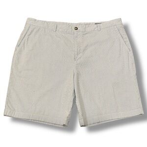 Vineyard Vines Blue White Flat Front Shorts Size 40